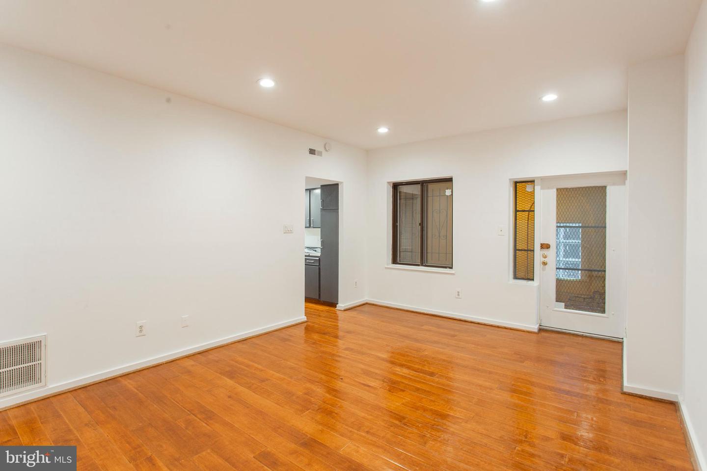 1035 Spruce St #106 Property Photo 14