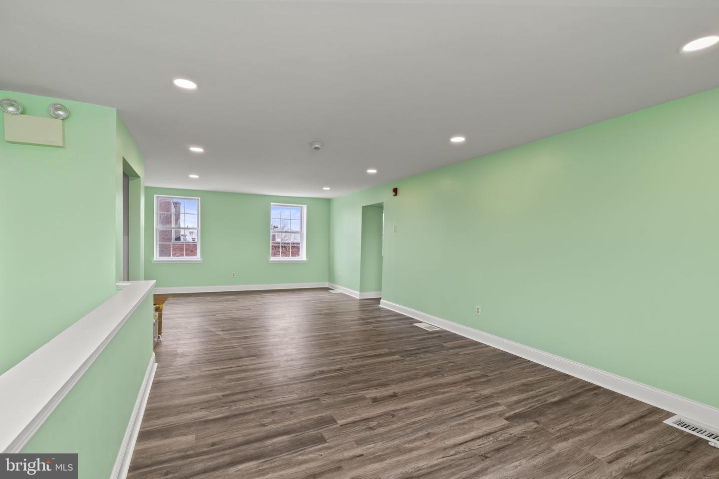 1627-29 E Passyunk Ave Property Photo 29