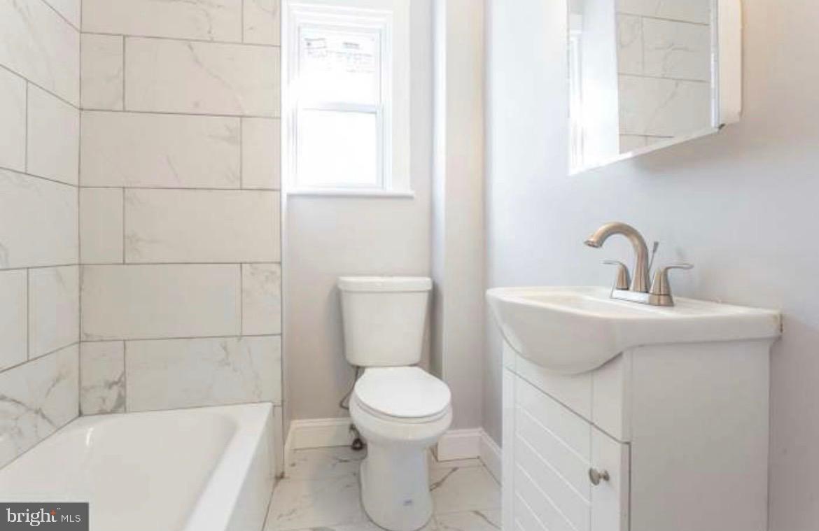 2012 Newcomb St Property Photo 15