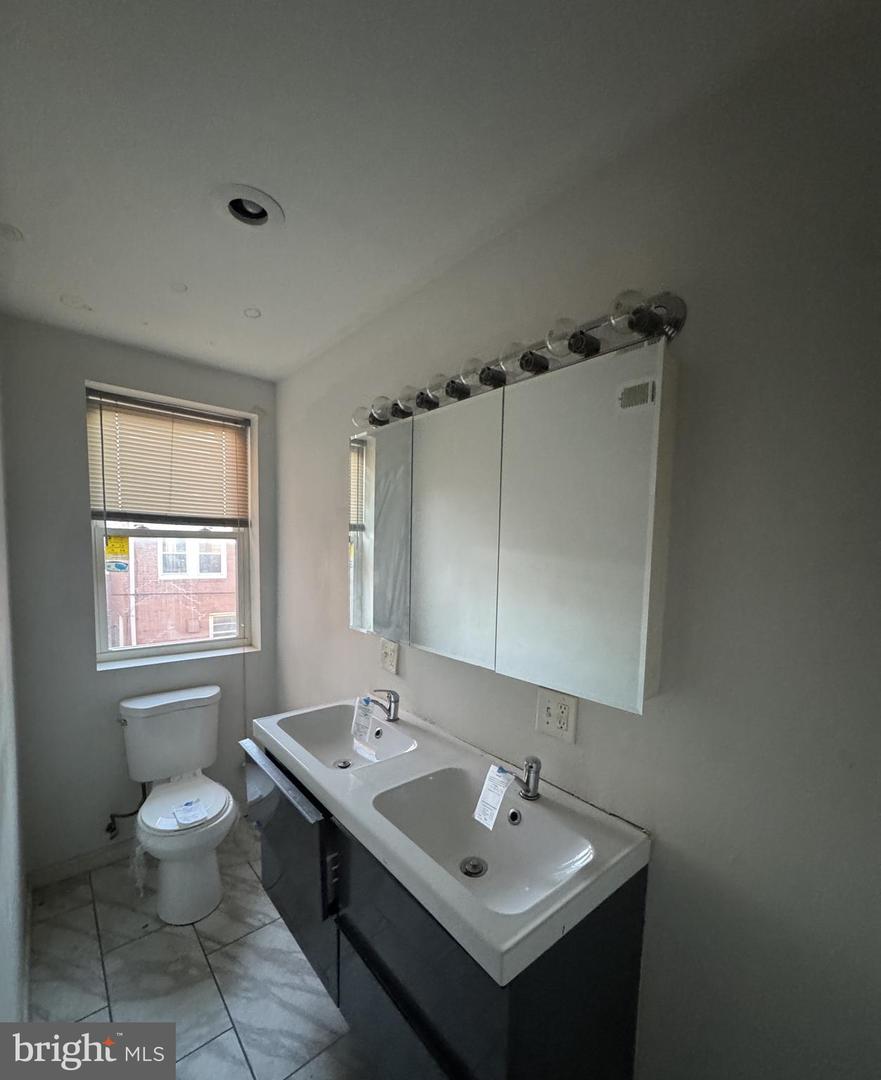 2947 Hale St Property Photo 14