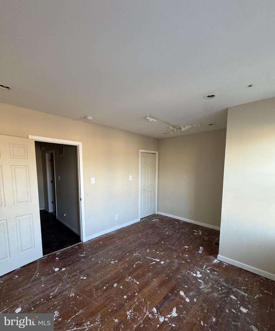 2947 Hale St Property Photo 15