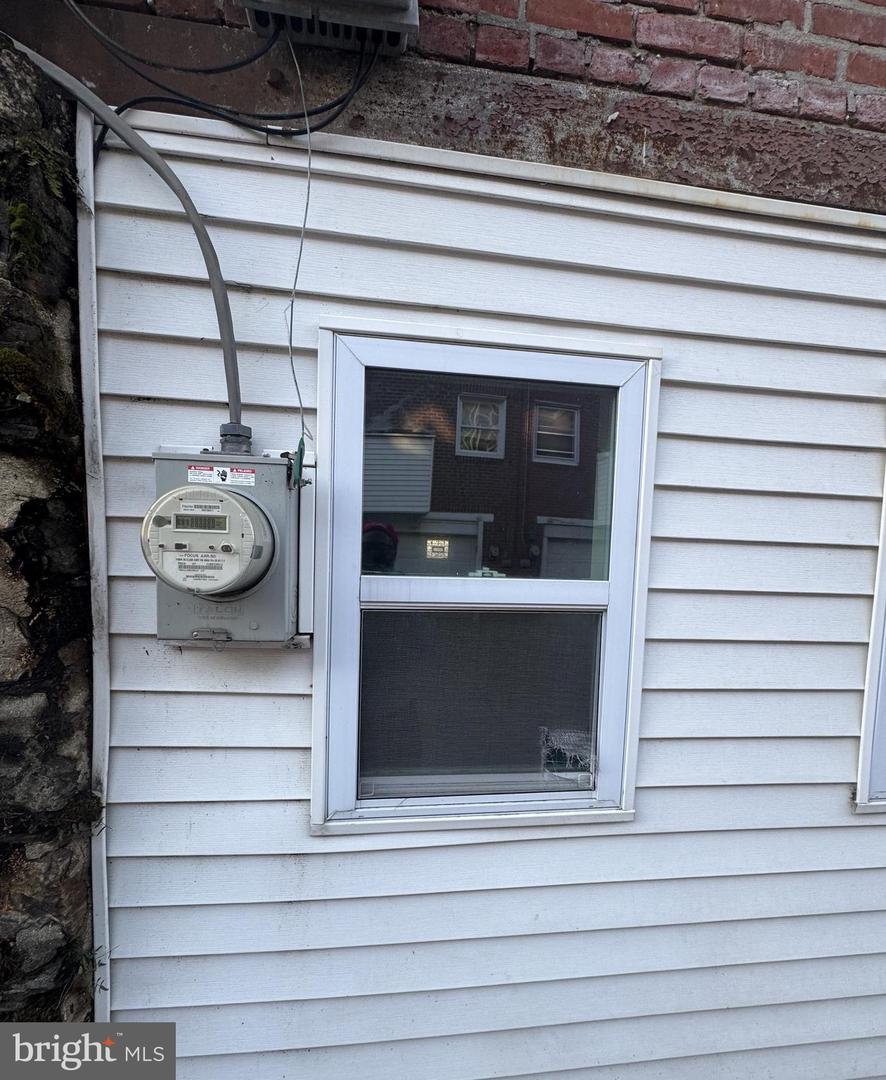 2947 Hale St Property Photo 17