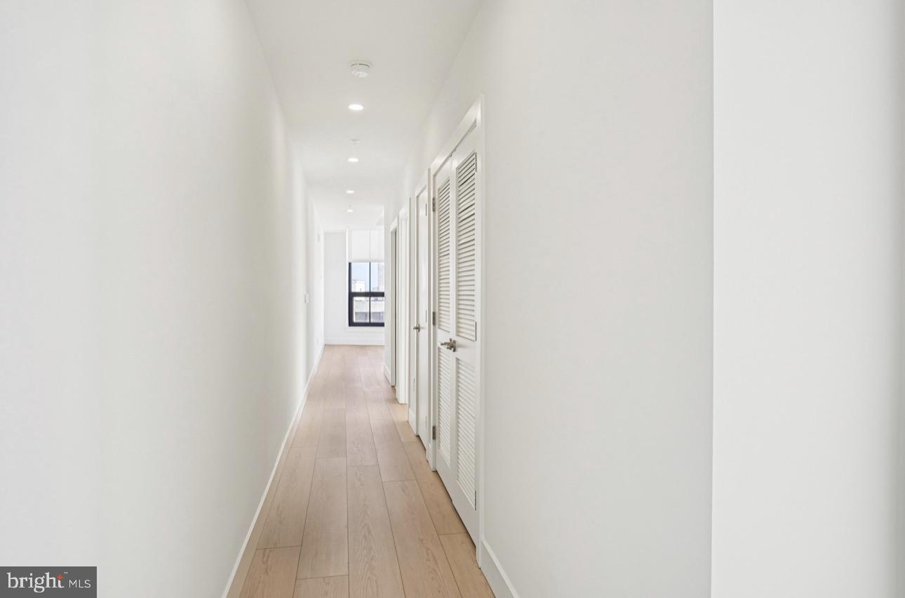 945 Frankford Ave #509 Property Photo 16