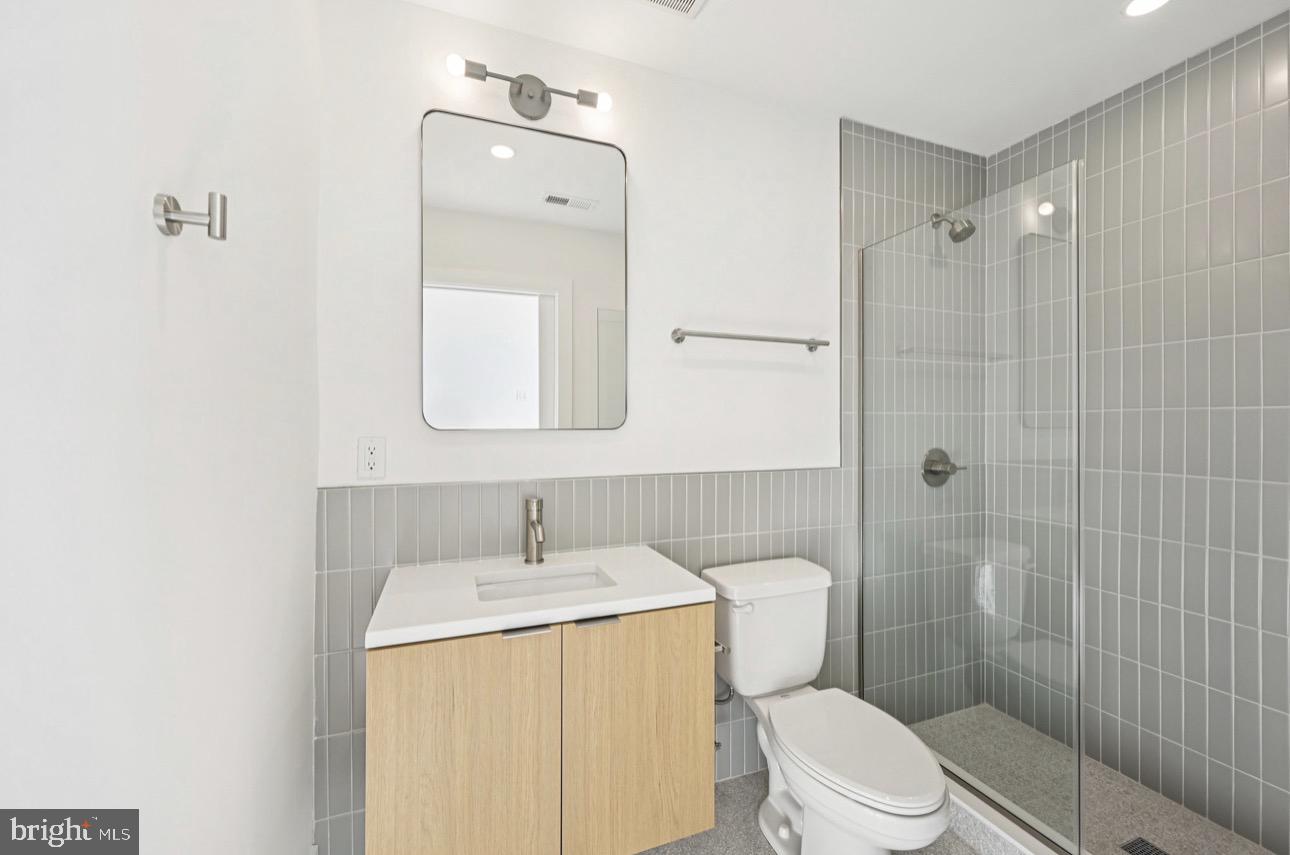 945 Frankford Ave #509 Property Photo 19