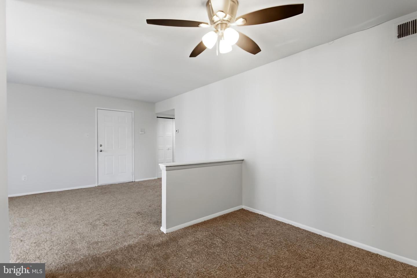 8030-00 Ditman St #40g Property Photo 5