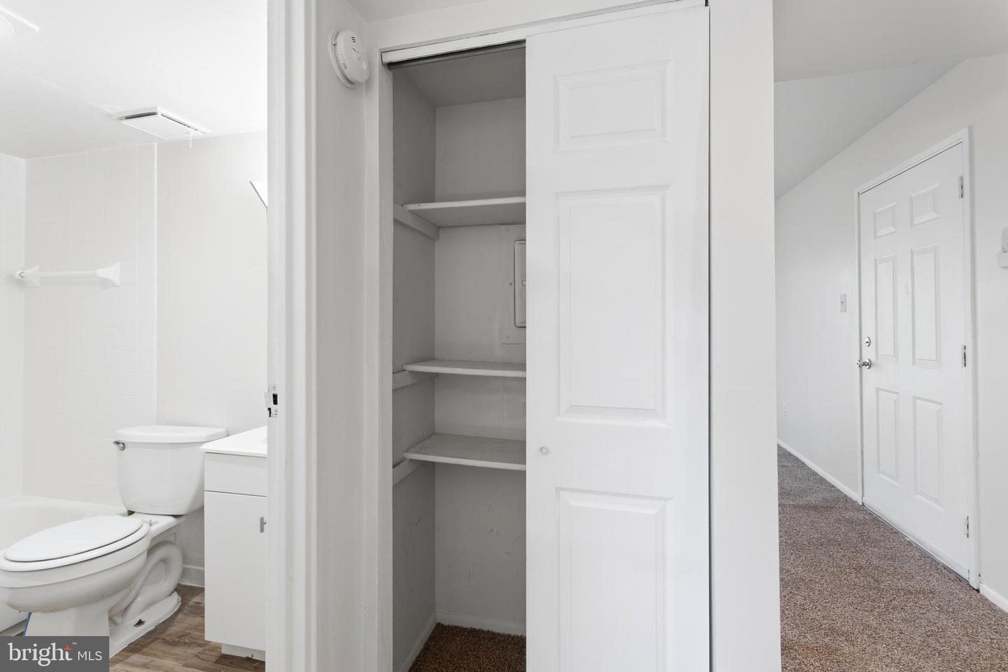 8030-00 Ditman St #40g Property Photo 12