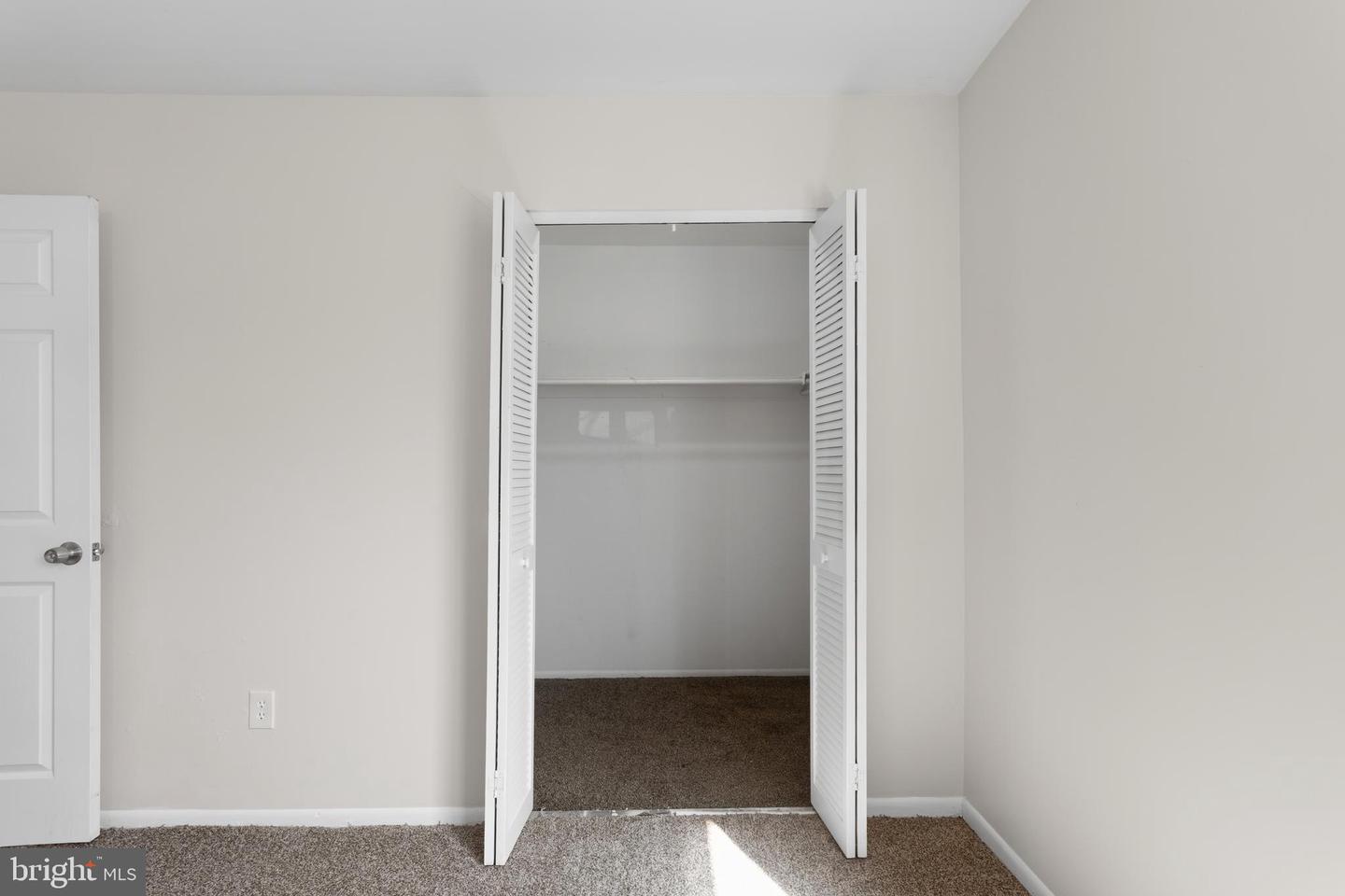 8030-00 Ditman St #40g Property Photo 15