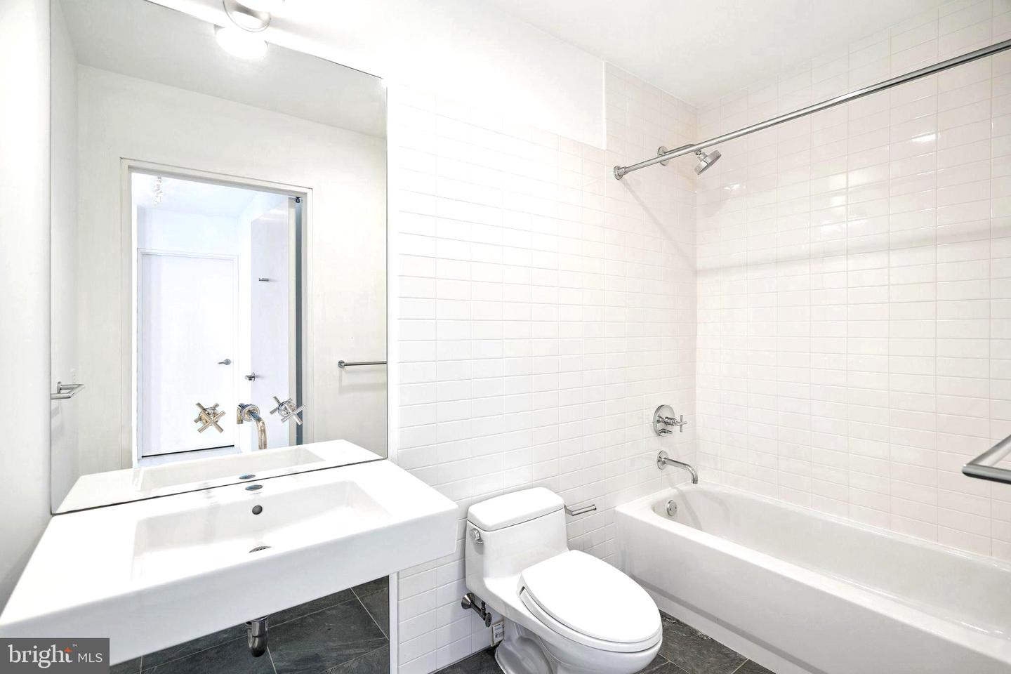 1600 Arch St #1809 Property Photo 33