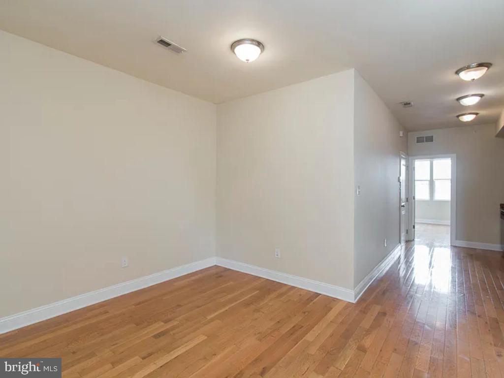 1813 N 18th St Property Photo 9