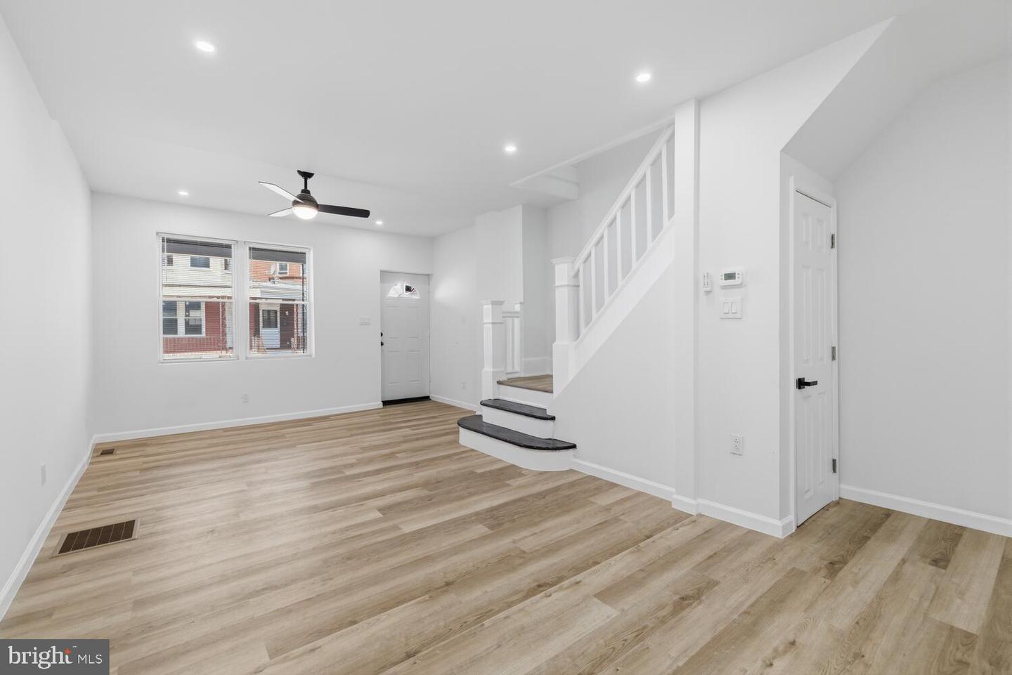 5722 Hadfield St Property Photo 12