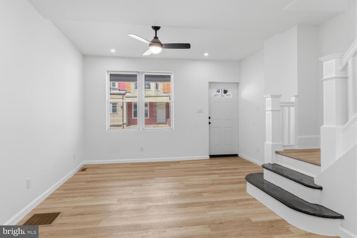 5722 Hadfield St Property Photo 13