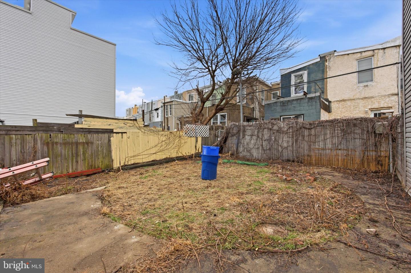 2658 Janney St Property Photo 4