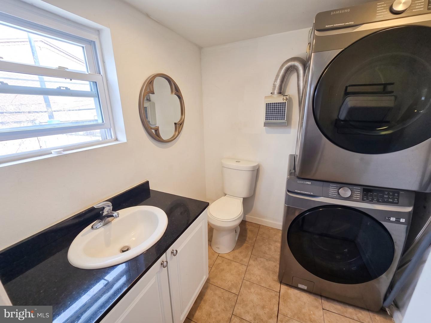 2107 W Somerset St Property Photo 10
