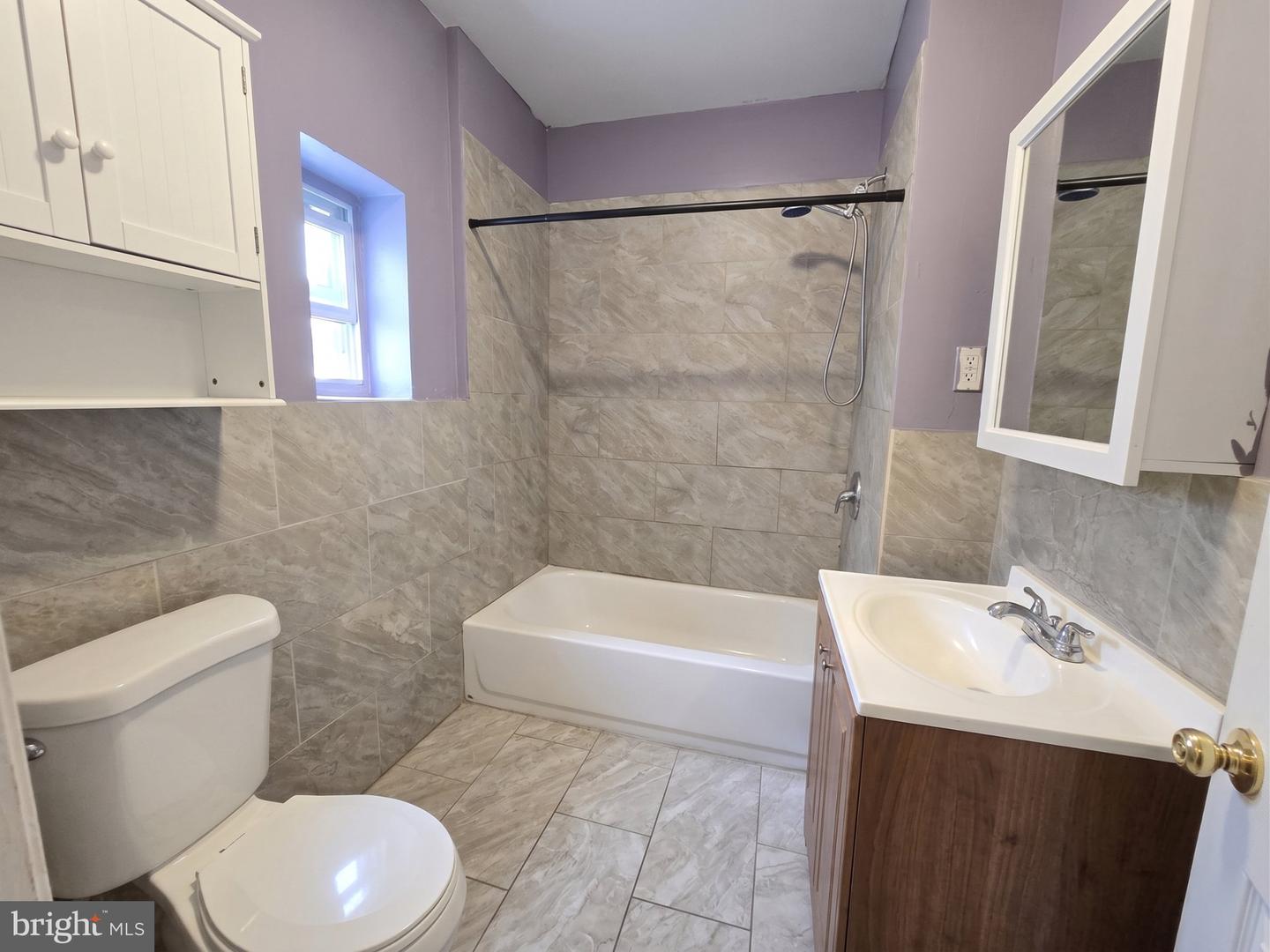 2107 W Somerset St Property Photo 12