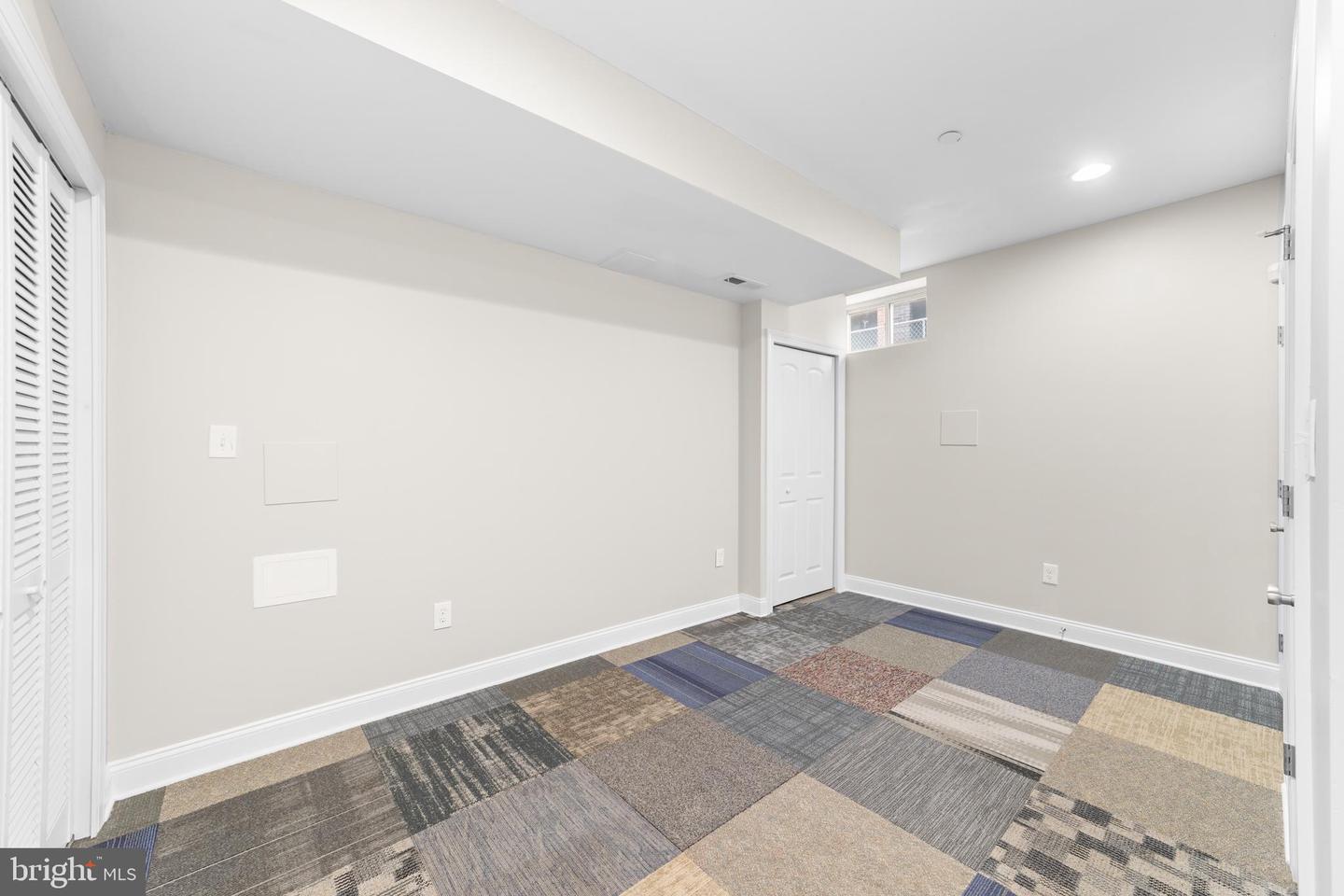 847 Cameron St Property Photo 29