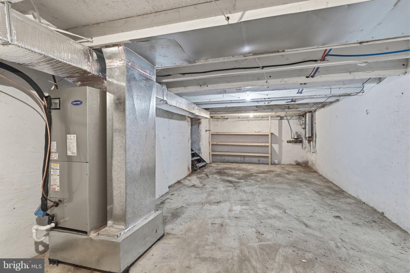433 W Somerset St Property Photo 15