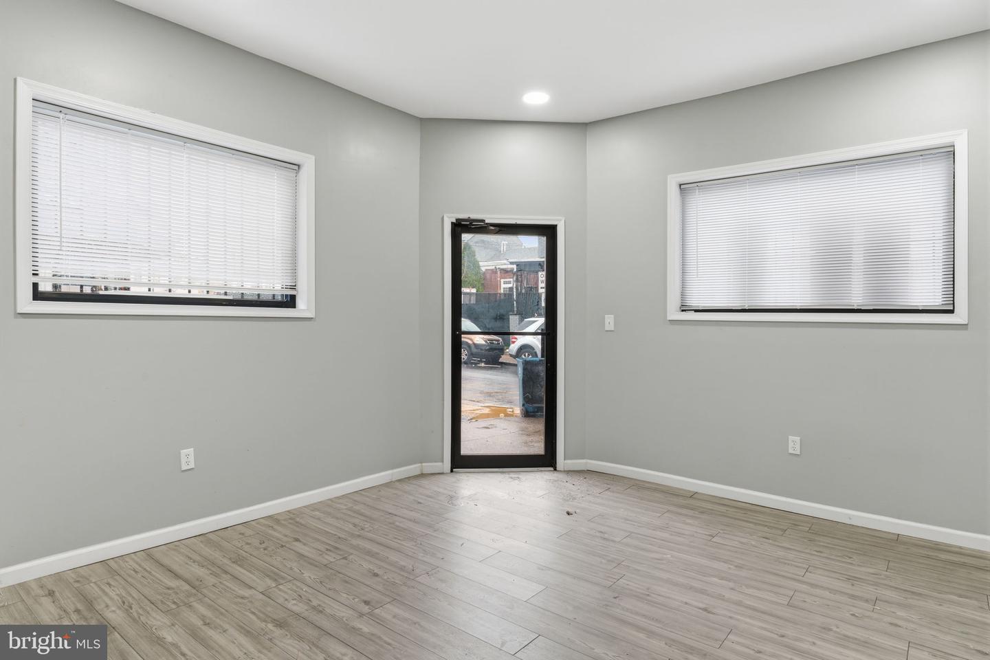 3128 F St Property Photo 5