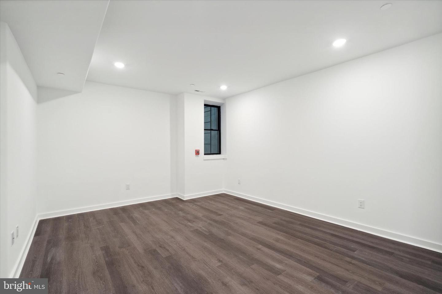 4021 Haverford Ave Property Photo 12
