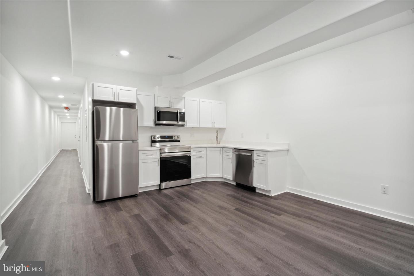 4021 Haverford Ave Property Photo 16