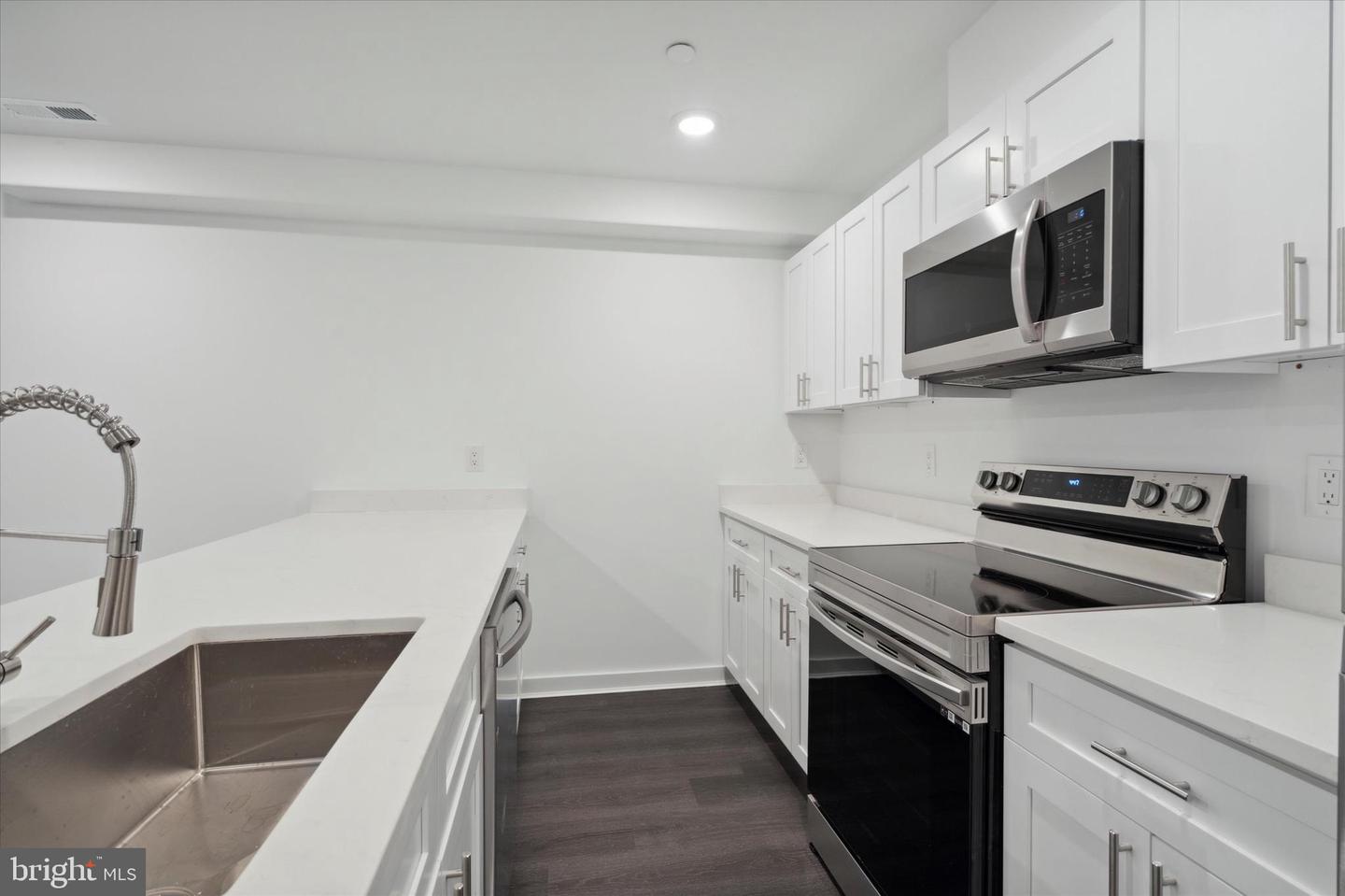 4021 Haverford Ave Property Photo 67
