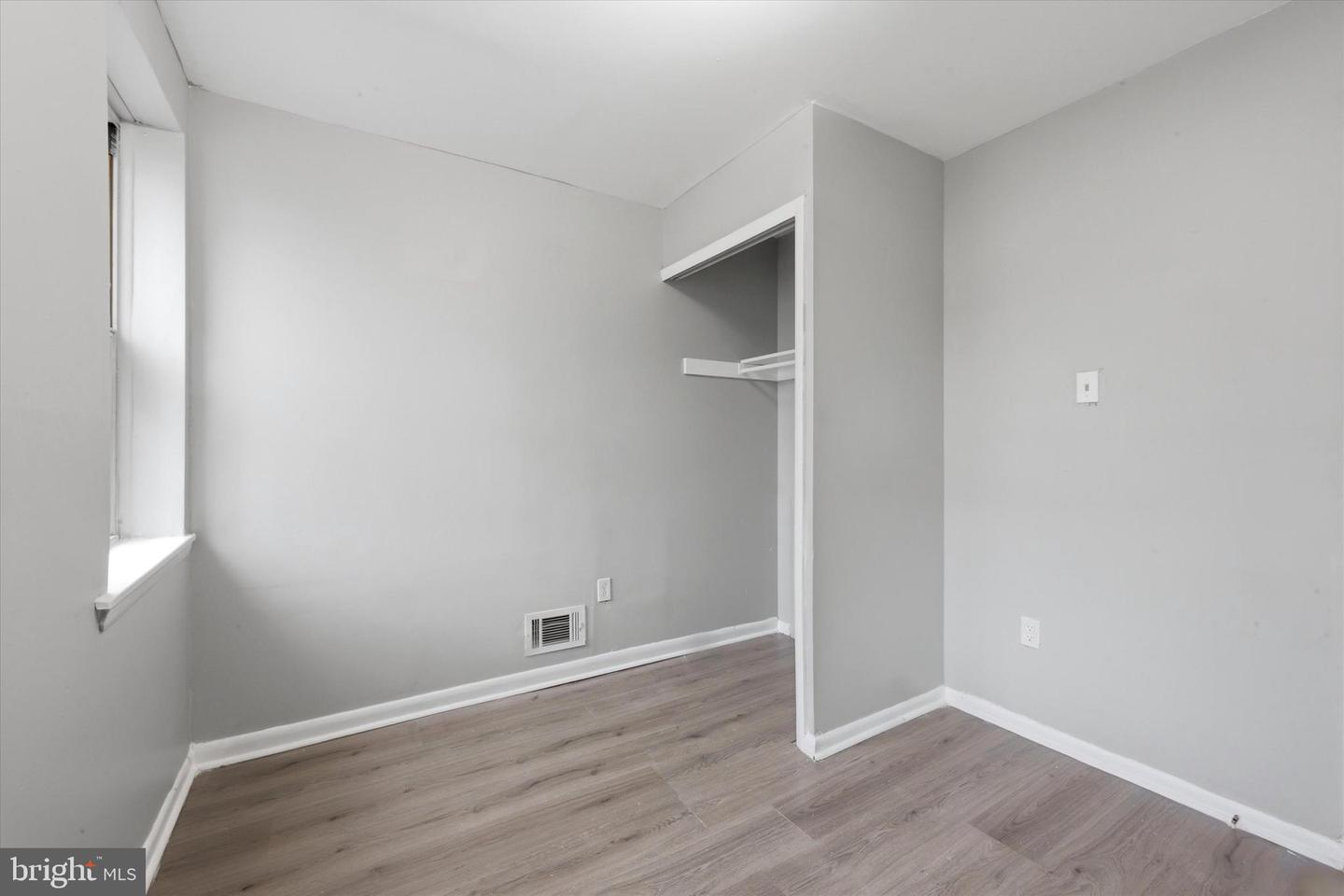 2933 W Diamond St Property Photo 11