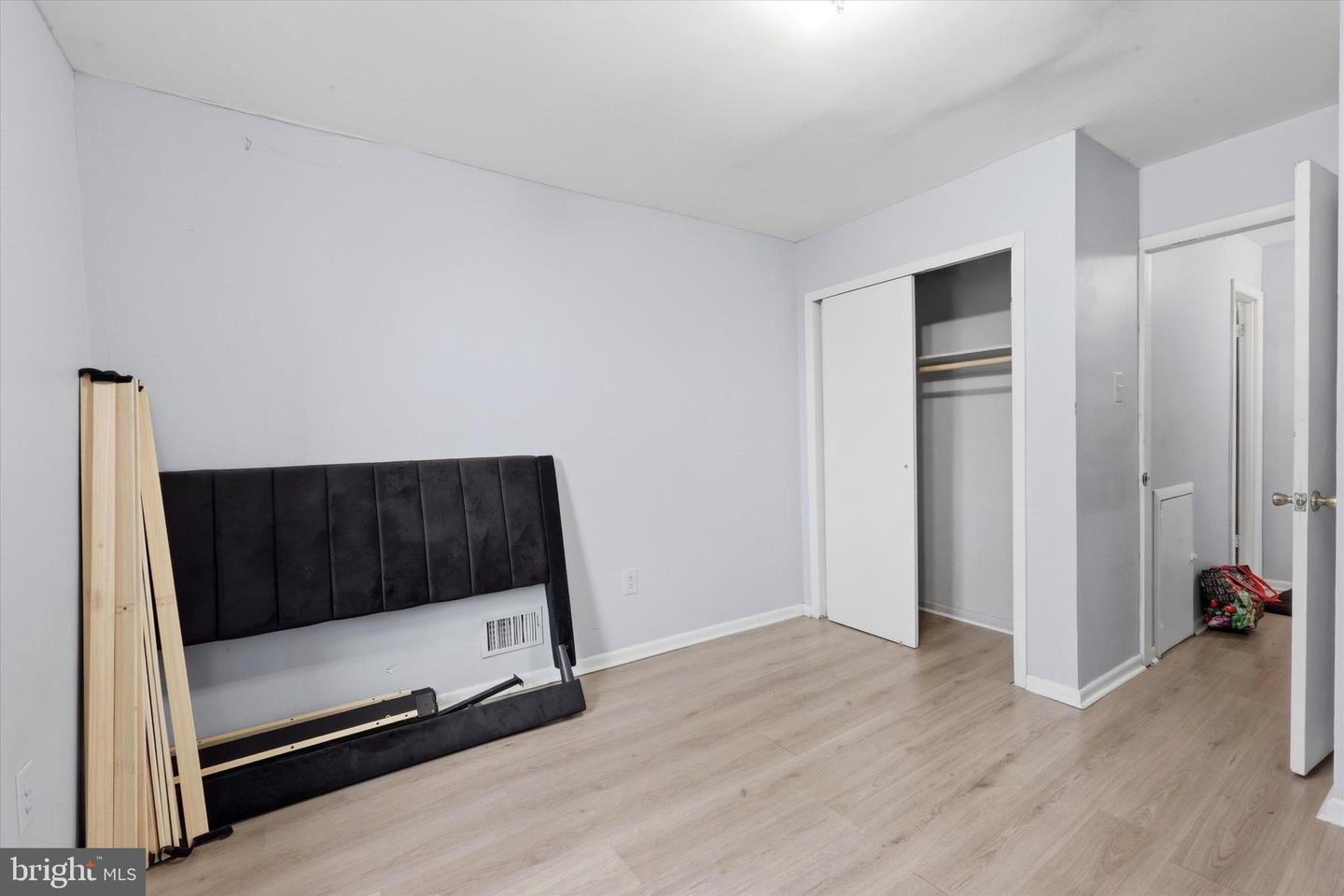 2933 W Diamond St Property Photo 25