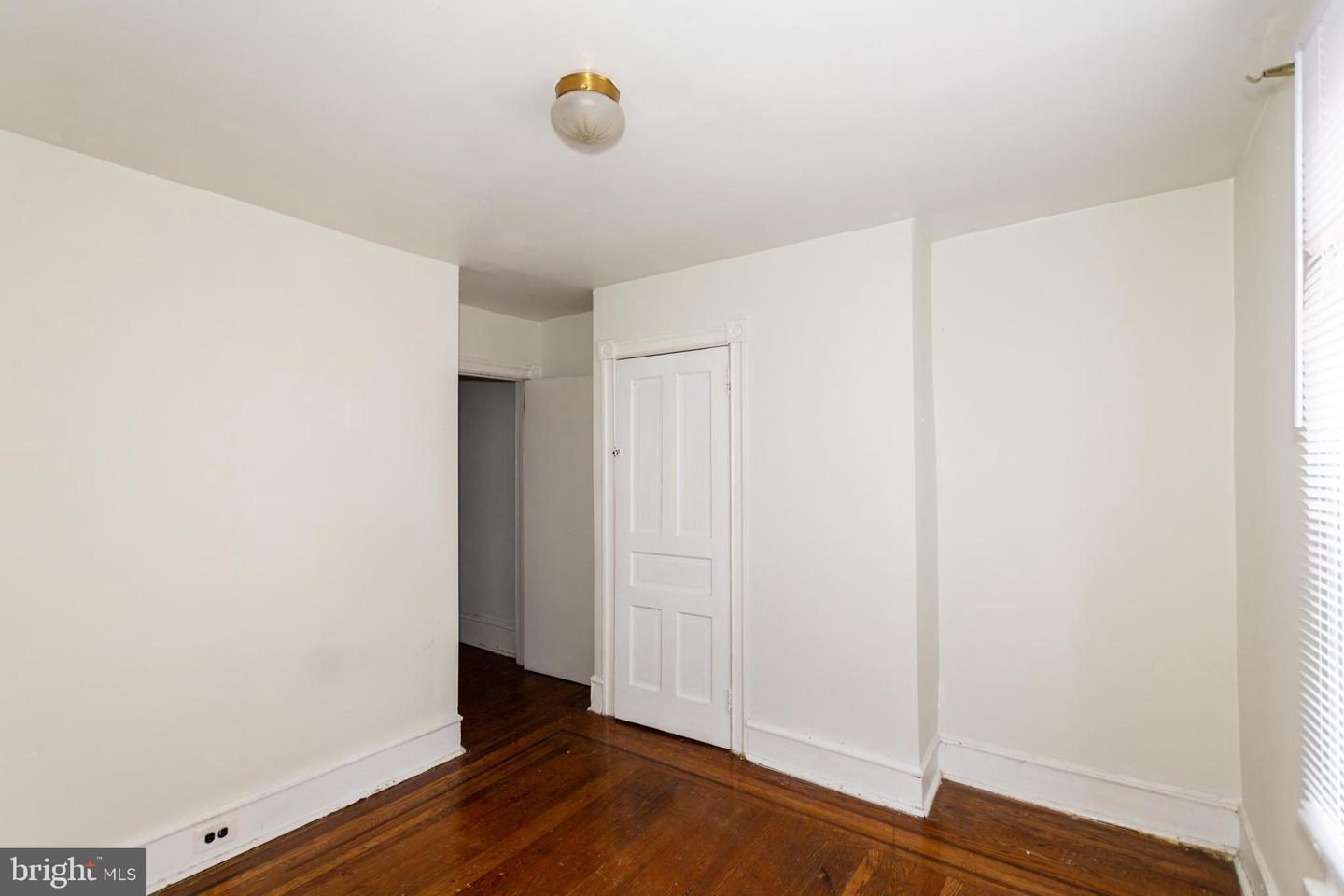 217 S 58th St Property Photo 12