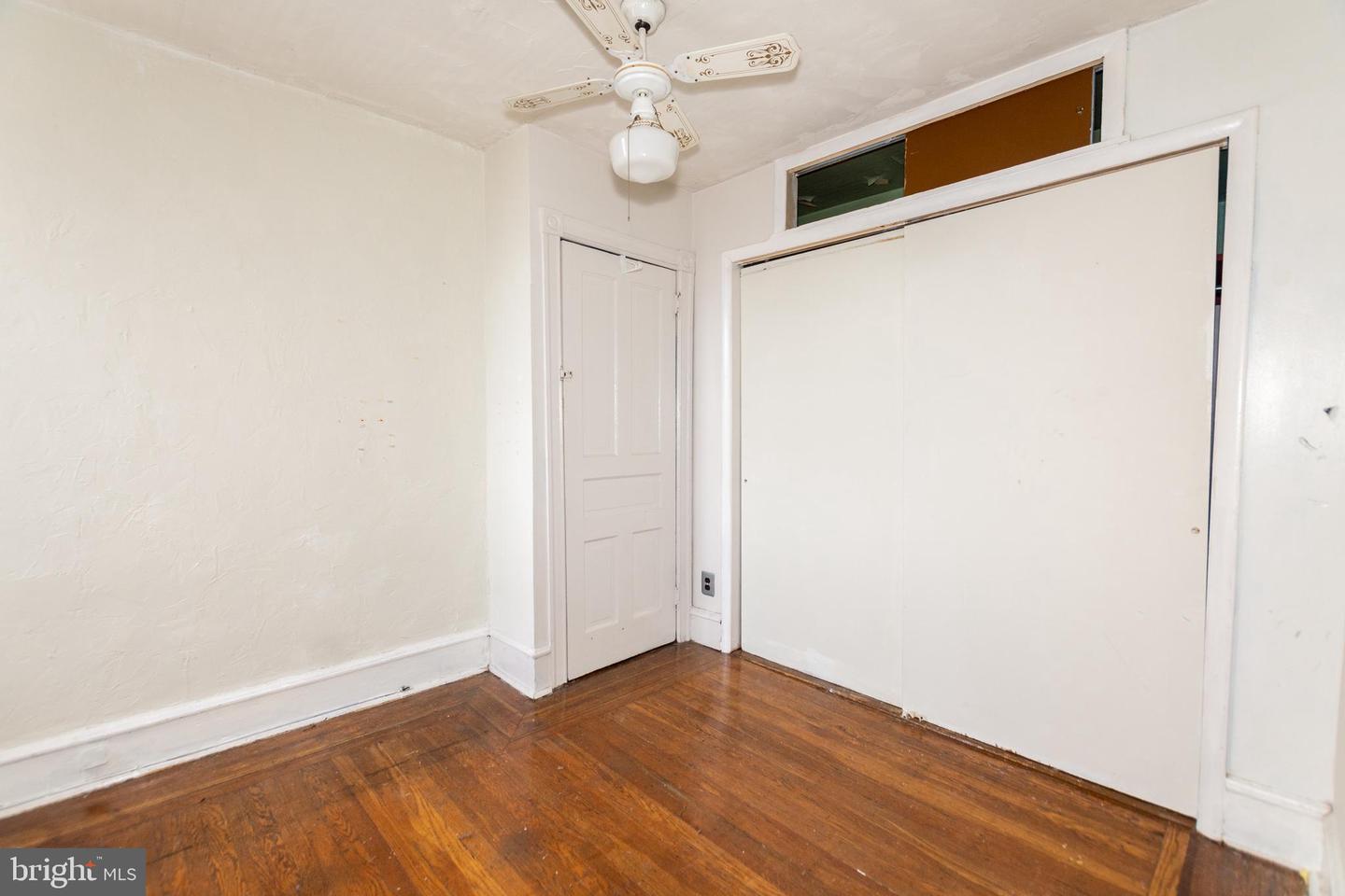 217 S 58th St Property Photo 15