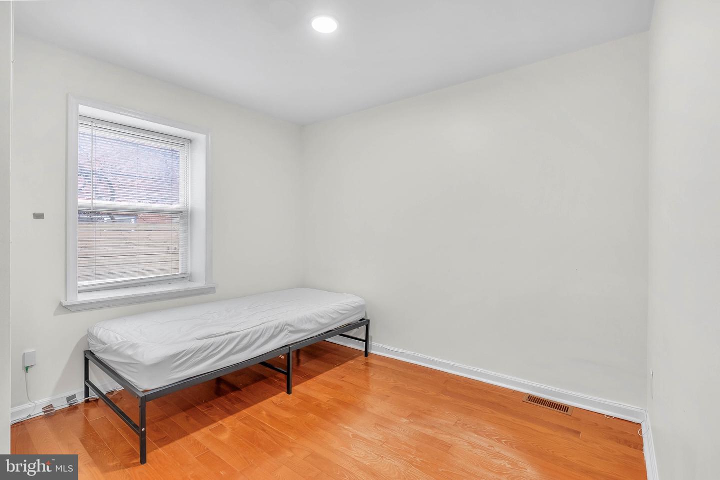 1504 Brown St Property Photo 9