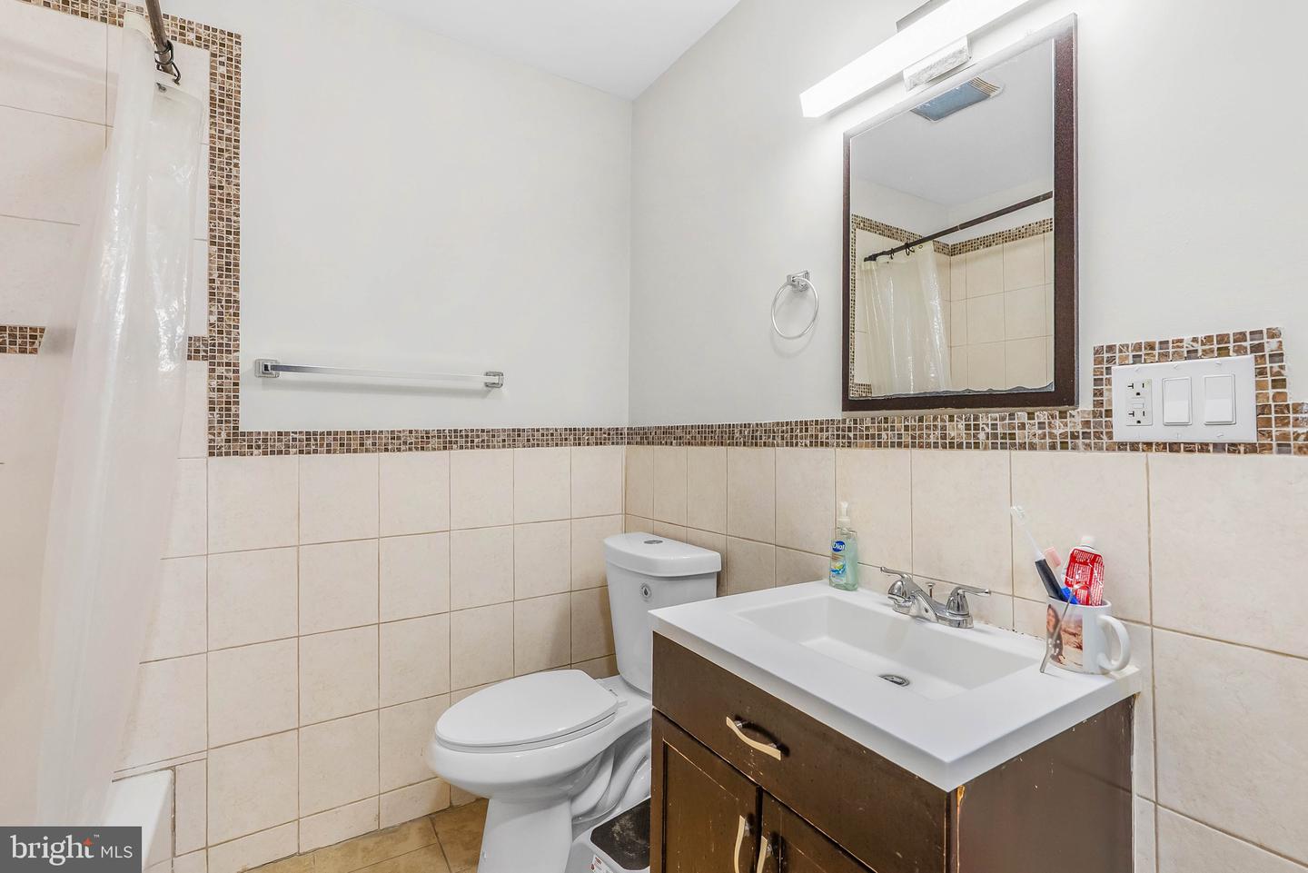 1504 Brown St Property Photo 12