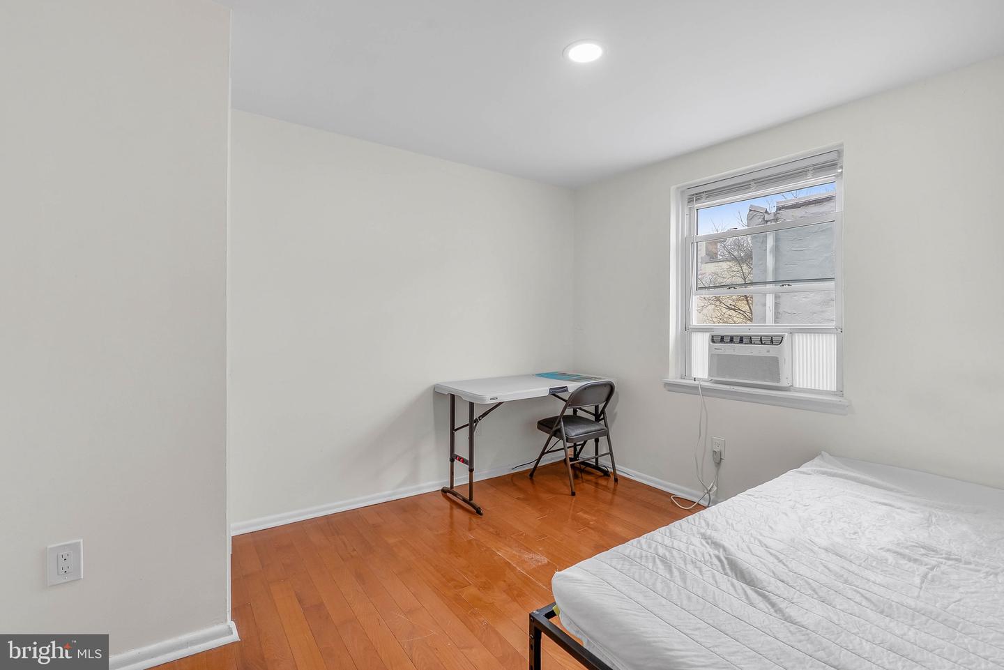 1504 Brown St Property Photo 29