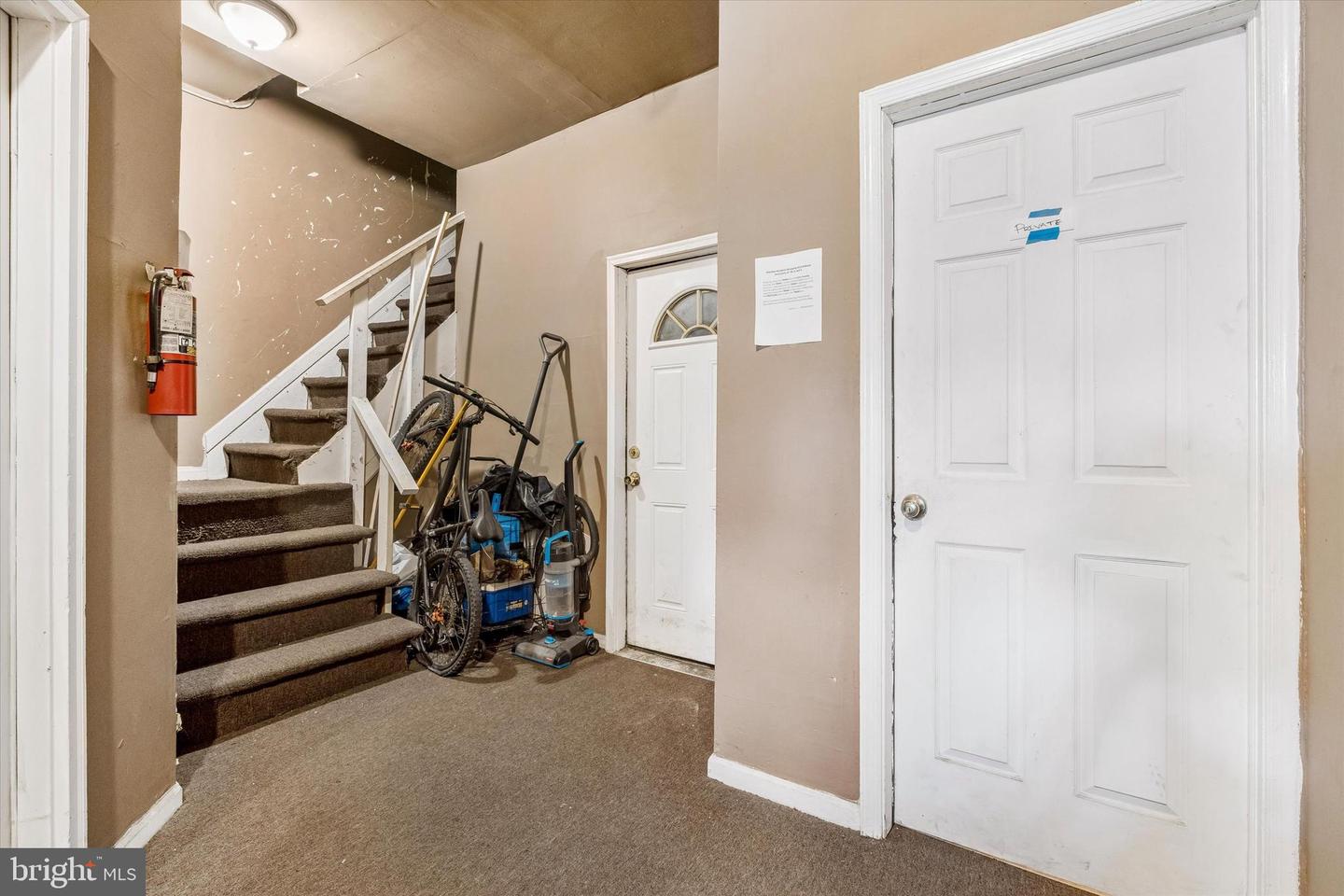 4115 N Broad St Property Photo 3