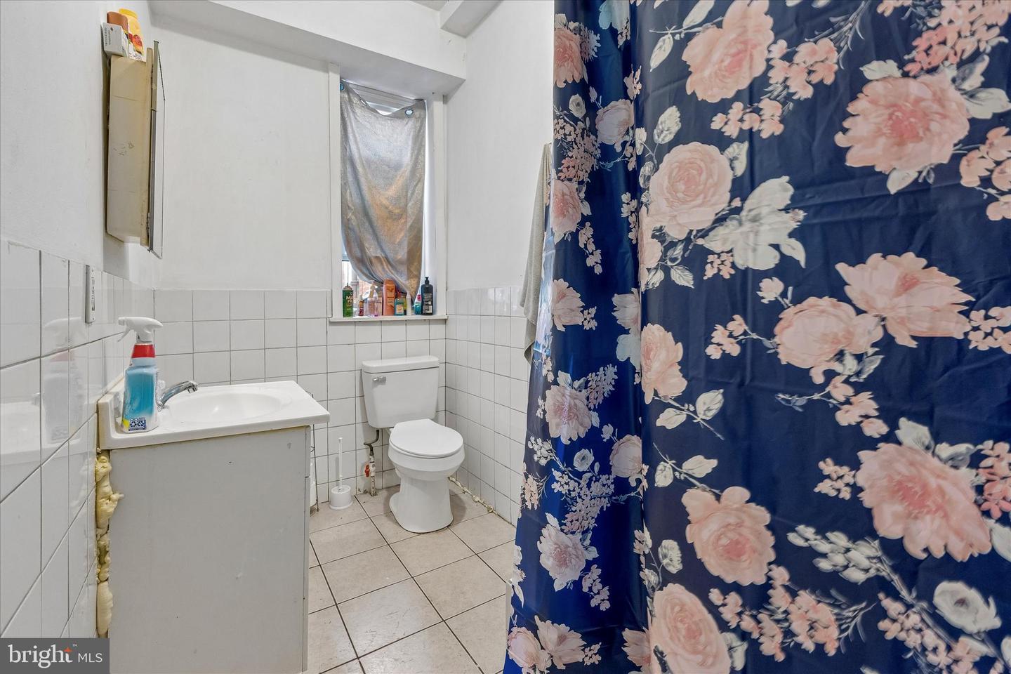 4115 N Broad St Property Photo 8