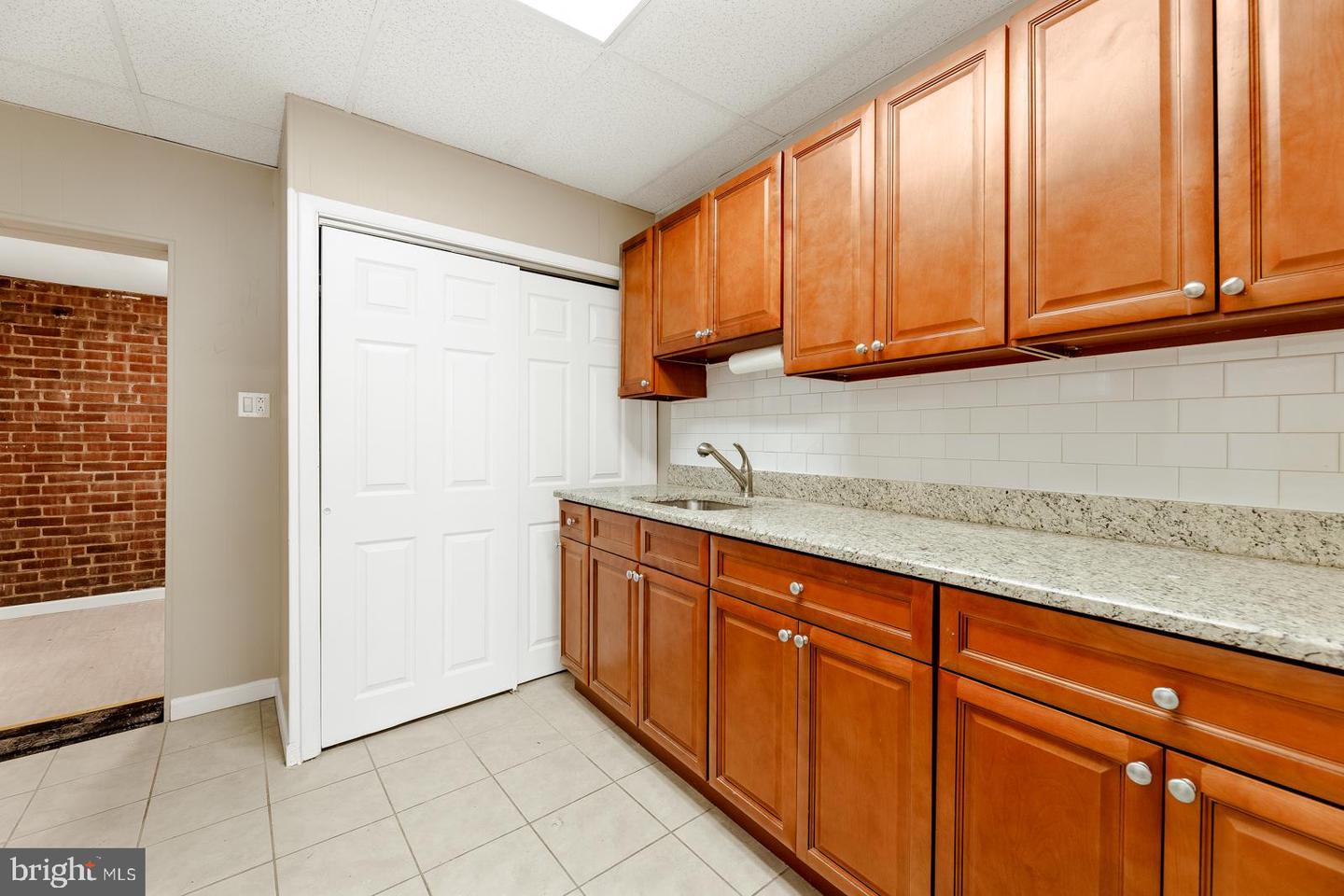212 Fairmount Ave Property Photo 14