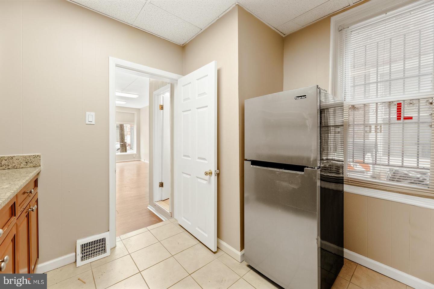 212 Fairmount Ave Property Photo 16