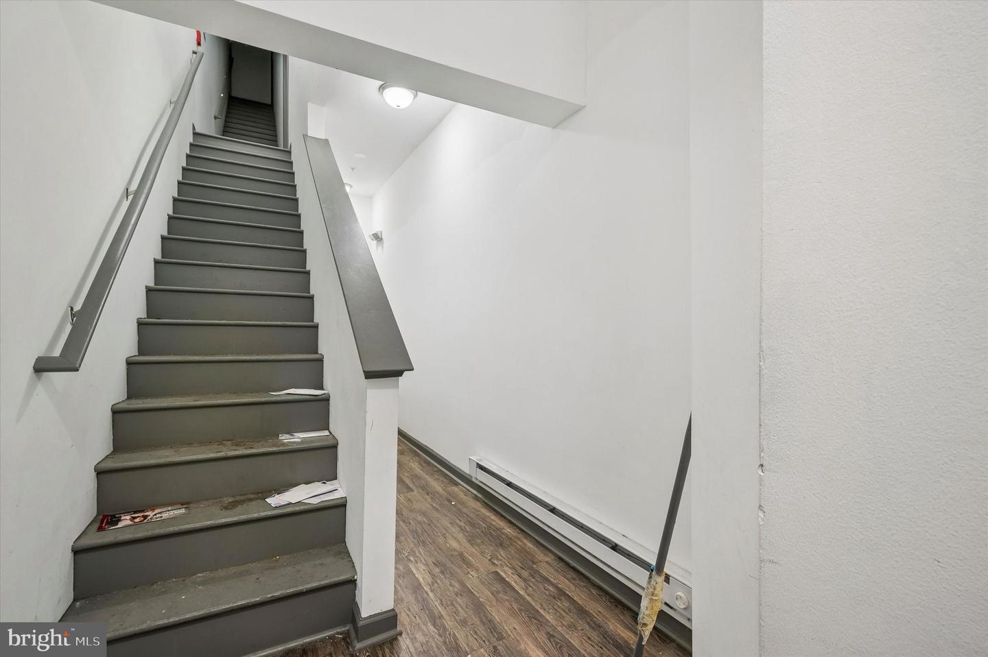 3851 N Broad St Property Photo 3