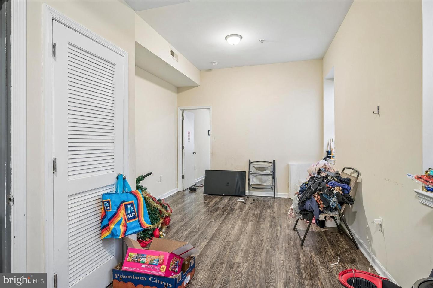 3851 N Broad St Property Photo 7