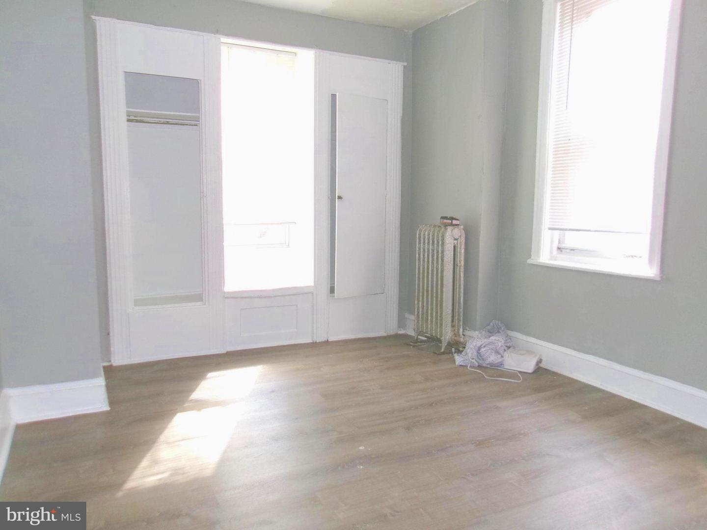 3813 N 8th St Property Photo 9