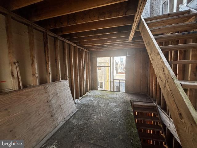 1823 Wilder St Property Photo 5