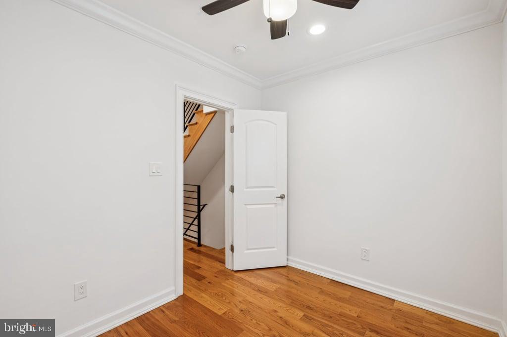 1710 W Seybert St Property Photo 16