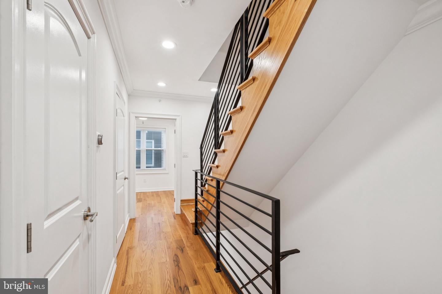 1710 W Seybert St Property Photo 20