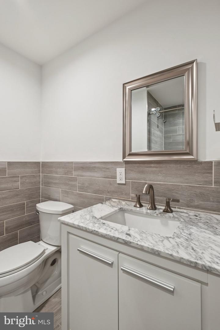 1710 W Seybert St Property Photo 34