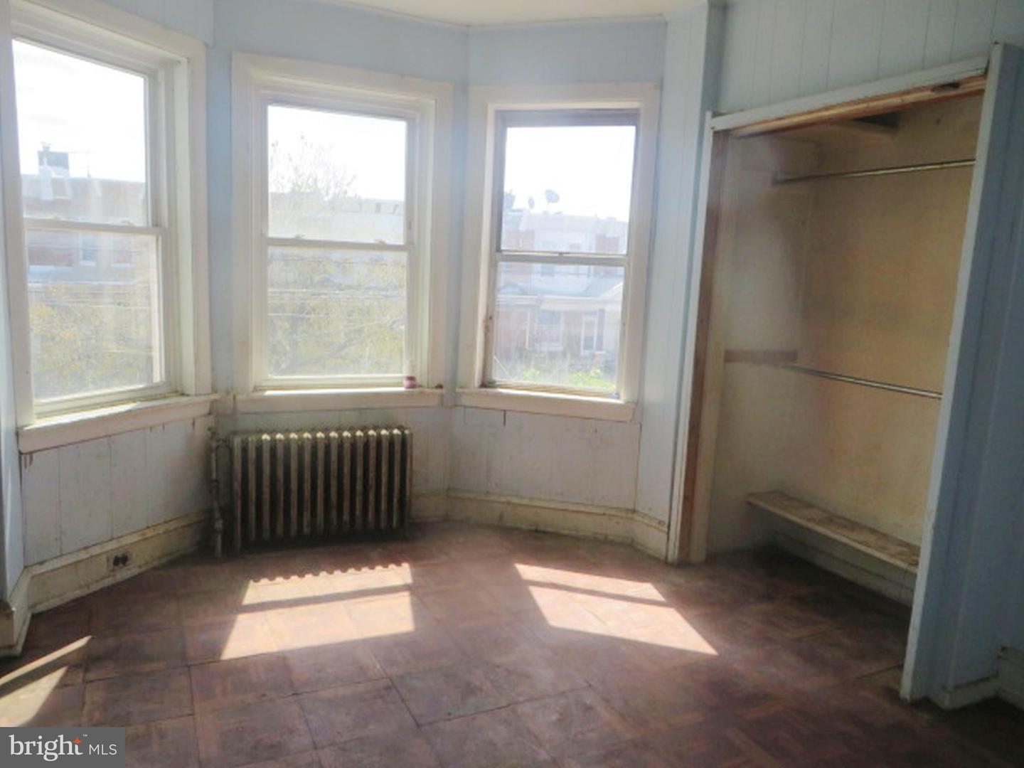 3058 Aramingo Ave Property Photo 11