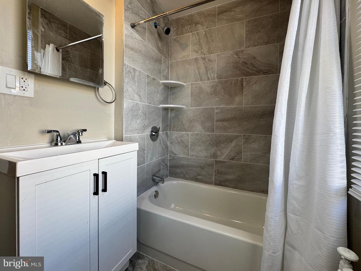 3110 Agate St Property Photo 18