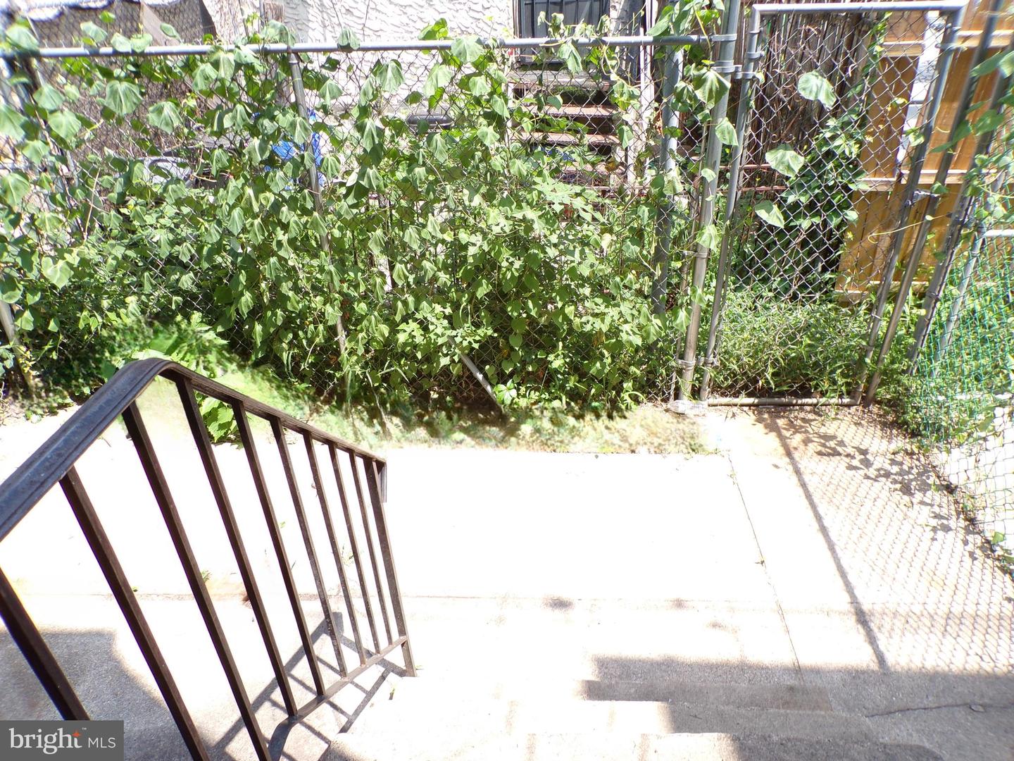 2057 S Cecil St Property Photo 6