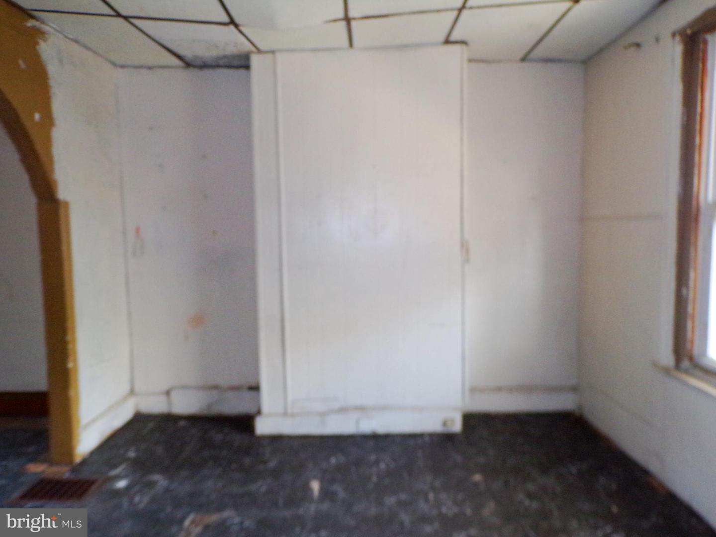 2057 S Cecil St Property Photo 10
