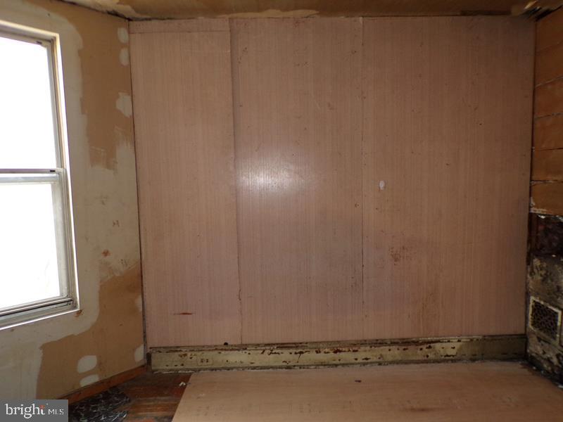 2057 S Cecil St Property Photo 17