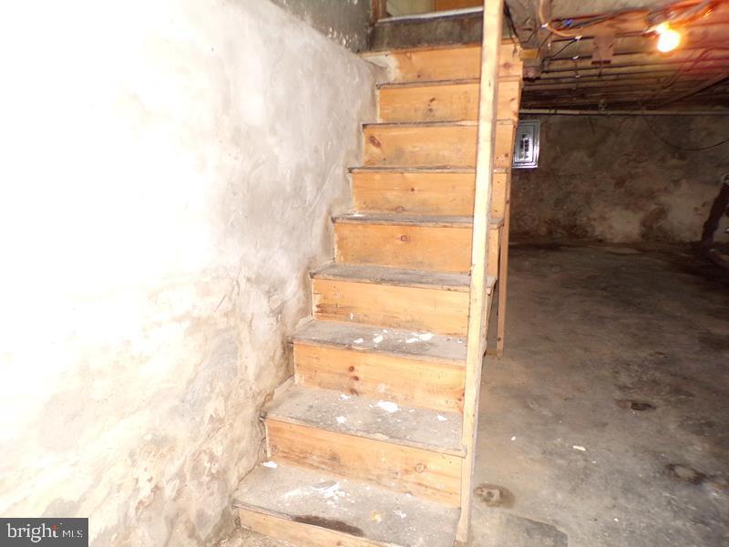 2057 S Cecil St Property Photo 19