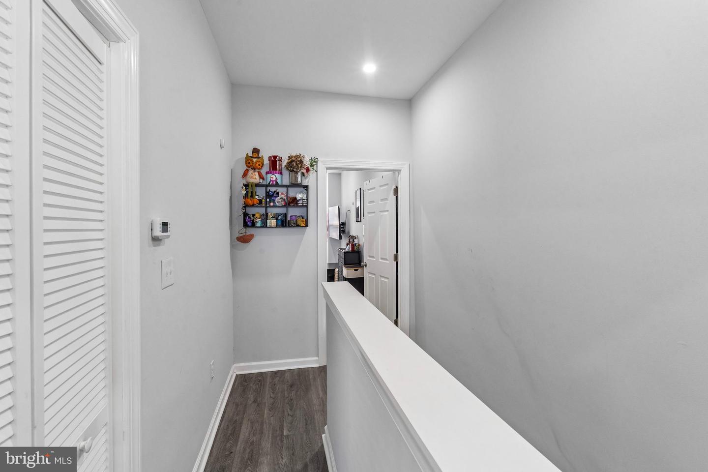 1549 N Newkirk St Property Photo 21
