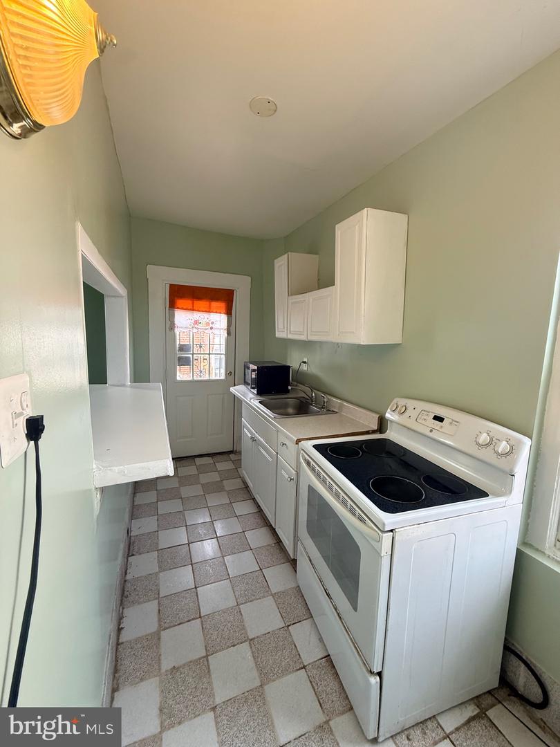 5717 Kingsessing Ave Property Photo 8